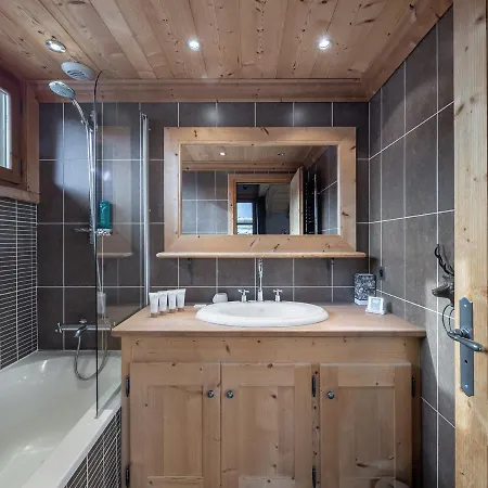 Шале Confortable Avec Sauna A Le Praz, Proche Remontees